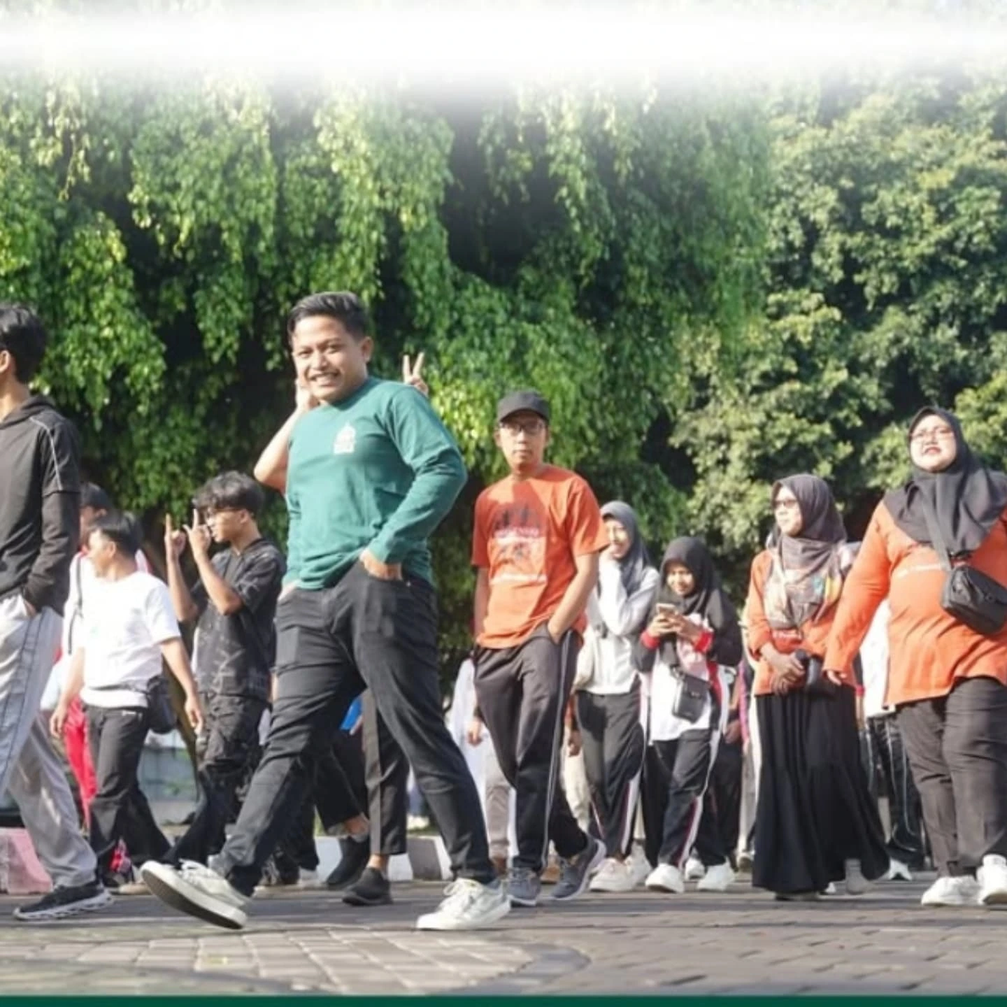 Semarak Harlah ke-37 UNSIQ: Jalan Sehat dan Doorprize Meriahkan Perjalanan Menuju Universitas Unggul